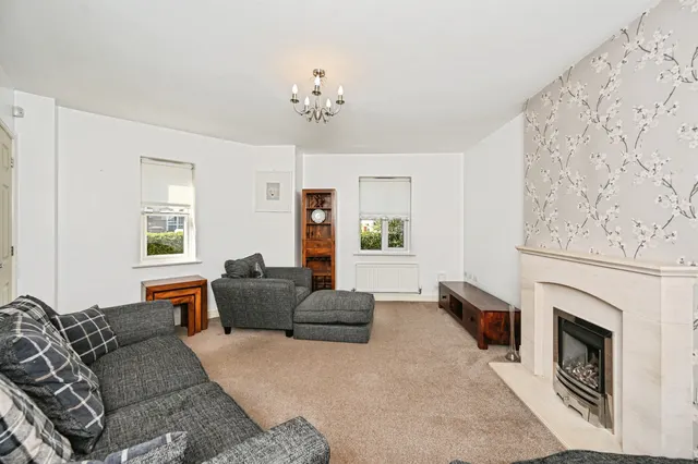 Steetley Drive, St. Helens, WA9, photo 2