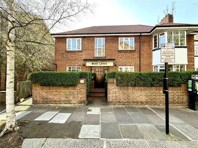 Southfield Road, London, W4, photo 1