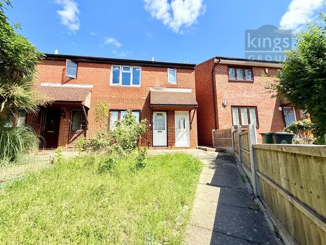 Navestock Close, photo 1