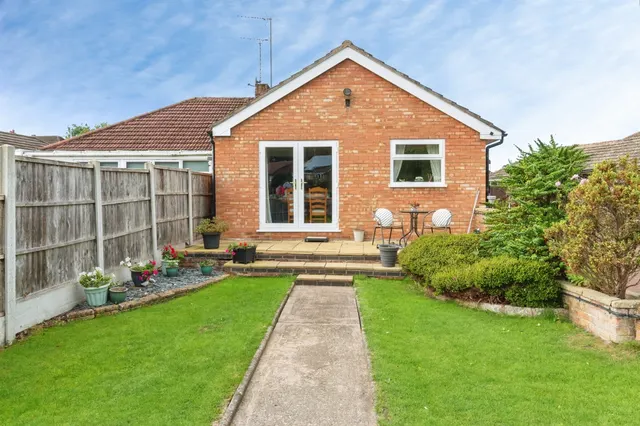 Salisbury Road, Stafford, ST16, photo 3