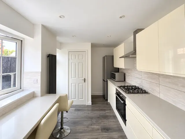 Bidford Road, Nottingham, NG8, photo 3