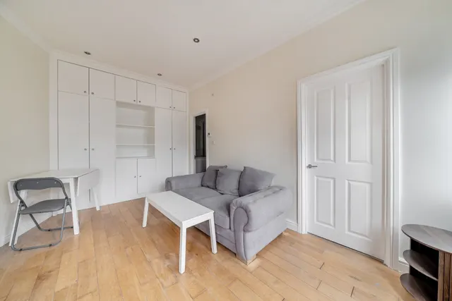 Mysore Road, Battersea, SW11, photo 2