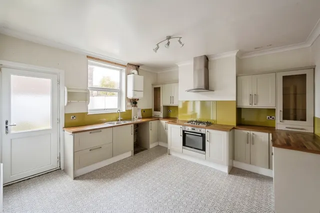 Axholme Street, Goole, DN14, photo 2