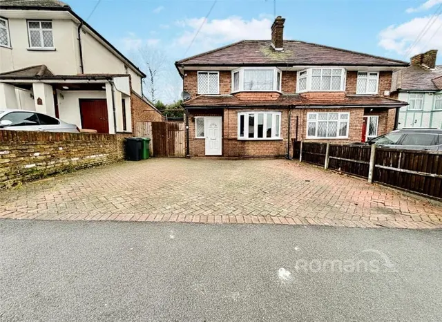 Honeycroft Hill, Uxbridge, UB10, photo 1