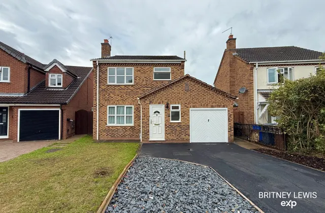 Derwent Road, Burton on Trent, photo 1