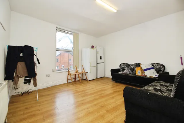 Ebberston Terrace, Leeds, LS6, photo 3