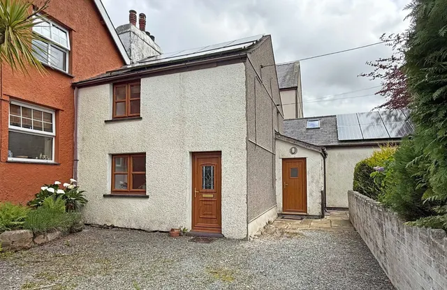 Waunfawr, Caernarfon, LL55, photo 1