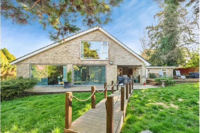 Woodlands Park, Boxhill, KT20, photo 1
