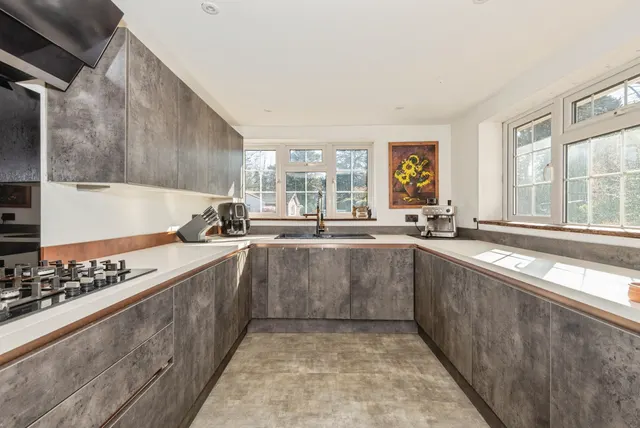 Woodlands Park, Boxhill, KT20, photo 3