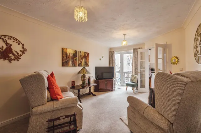 Blenheim Road, Minehead, TA24, photo 2