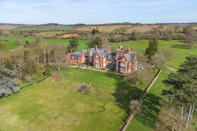 Oakhurst, Frogmore Hall, SG14, photo 1