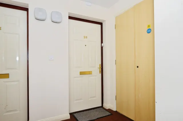 Loweswater Close, Watford, photo 1