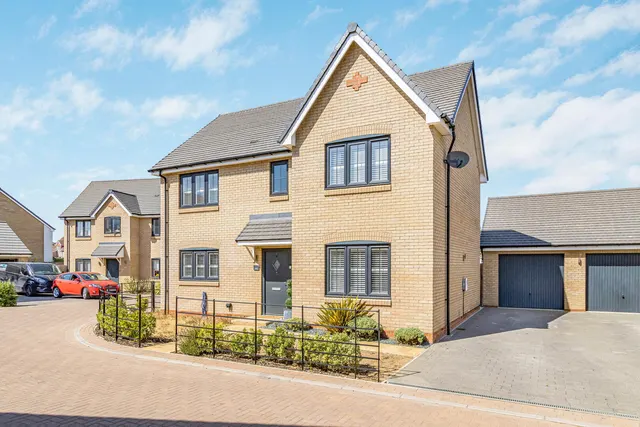King James Close, Fordham, CB7, photo 1
