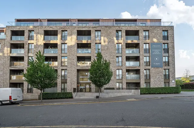 1 bedroom flat — THE CLAVES, MILLBROOK PARK, MILL HILL NW7