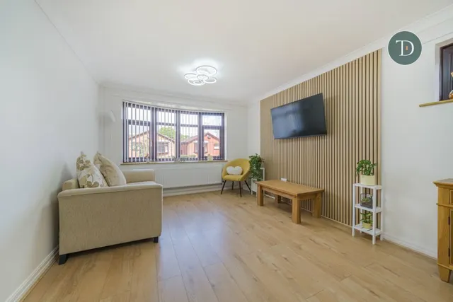 Photo 2 — Saxon Way, Great Sutton, CH66 2YF