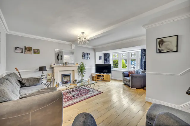 Portnoi Close, Romford, RM1, photo 3