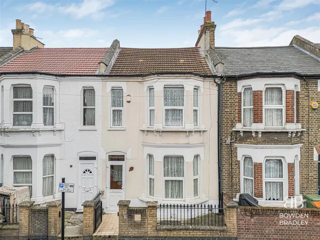 Studley Road, London, E7, photo 1