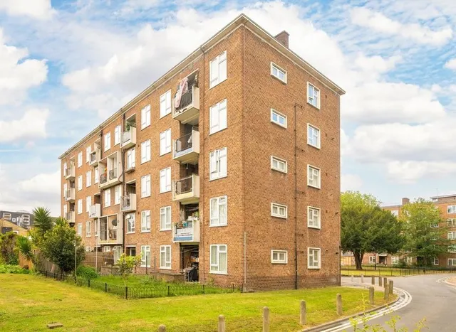 Summit Estate, Stoke Newington, N16, photo 1