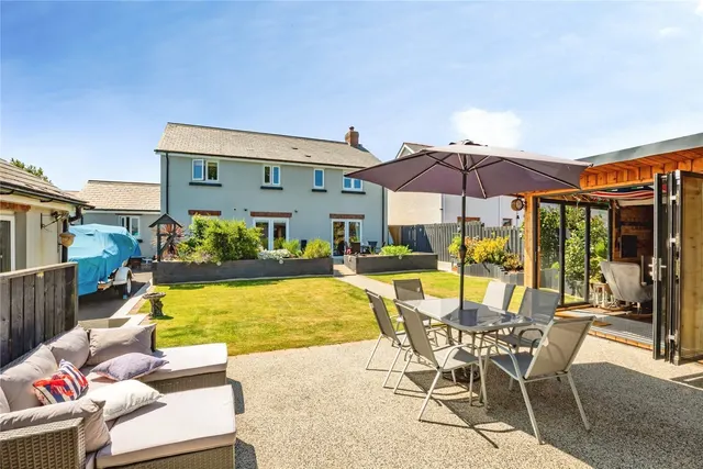 Clos-y-Gwyddil, Cardigan, SA43, photo 2