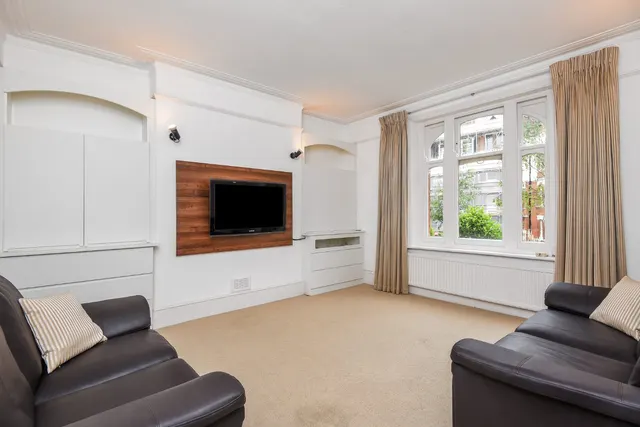 Honeybourne Road, West Hampstead, NW6, photo 2