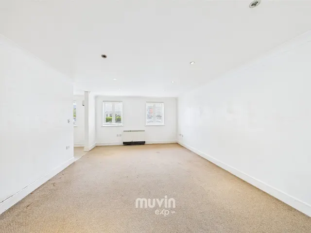 Photo 2 — Weetmans Drive, Colchester, CO4 9EA