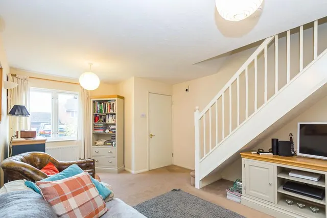 Broad Hinton, Twyford, RG10, photo 2
