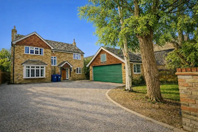 Chapel Lane, Long Marston, TRING, photo 1