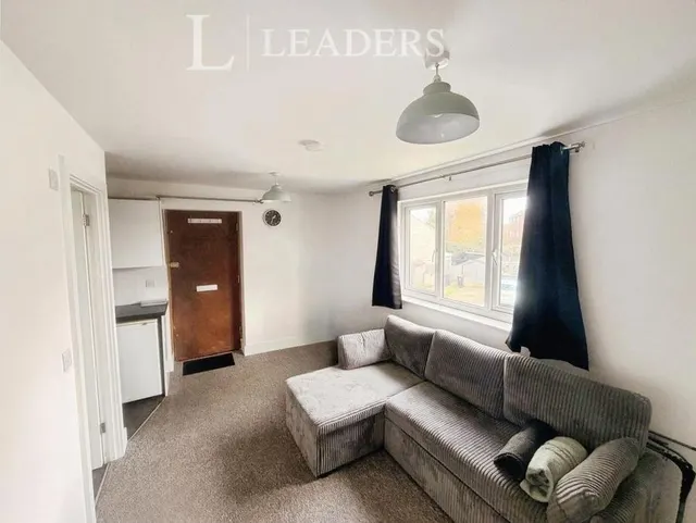 Coulsdon Close, Clacton-on-Sea, CO16, photo 3