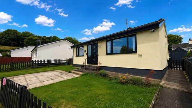 Lower Bentley Royd, Sowerby Bridge, HX6, photo 1