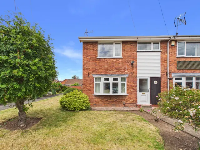 The Oaklands, Kidderminster, DY10, photo 1