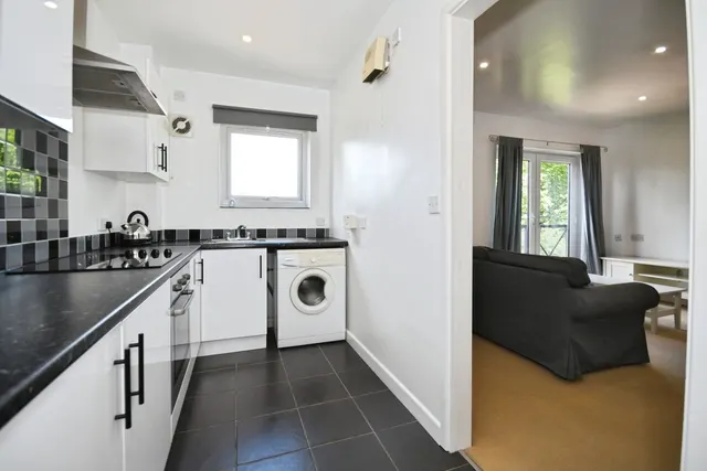 Photo 3 — Headford Grove, Sheffield, South Yorkshire, S3