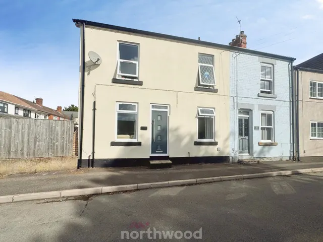 Queen Street, Thorne, DN8, photo 1