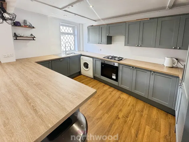 Queen Street, Thorne, DN8, photo 3