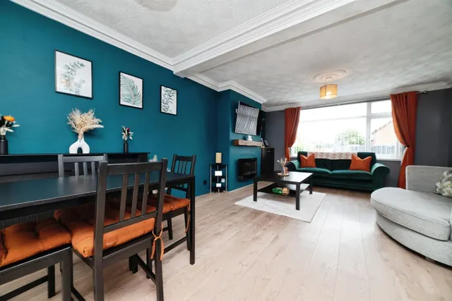 Woodhill Close, Anlaby, Hull, photo 1