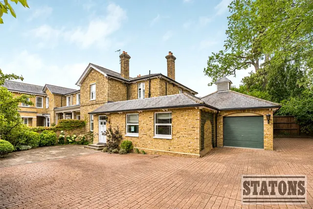 Camlet Way, Hadley Wood, Hertfordshire, EN4 0NX, photo 1