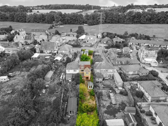 Lower Road, Quidhampton, SP2, photo 1