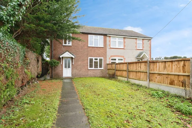 3 bedroom house — Sandy Hill Estate, Salthouse, Holt
