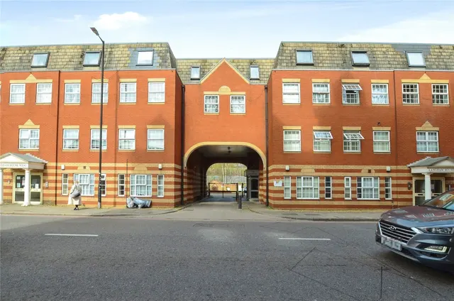 Mill Street, Luton, Bedfordshire, LU1, photo 1