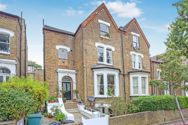Lady Margaret Road, London, photo 1