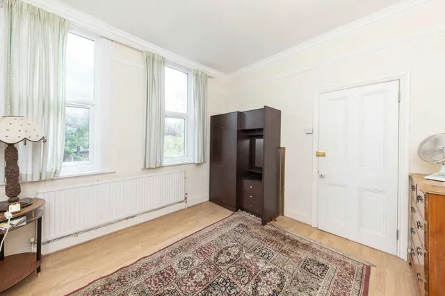 Ellesmere Road, W4, photo 3