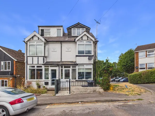 4 bedroom springfield road, chesham, buckinghamshire,hp5, Springfield Road, Chesham, HP5