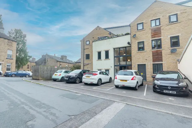 Oak Street, Haworth, BD22, photo 1