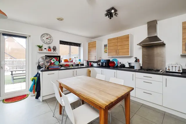 Welland Gardens, Bingham, NG13, photo 2