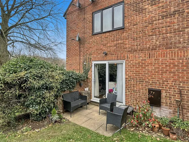 Ludlow Mews, High Wycombe, HP11, photo 2