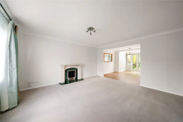 Photo 3 — Burleigh Park, Cobham, Surrey, KT11
