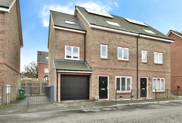 Chedlin Drive, Manchester, Greater Manchester, M23, photo 1