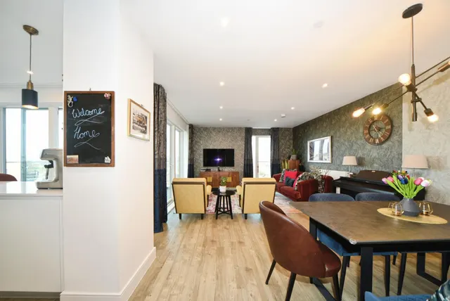 Plowden Road, London, SE3, photo 2