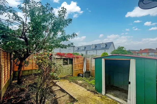 Photo 3 — Gainsboro Road, Bognor Regis, West Sussex, PO21