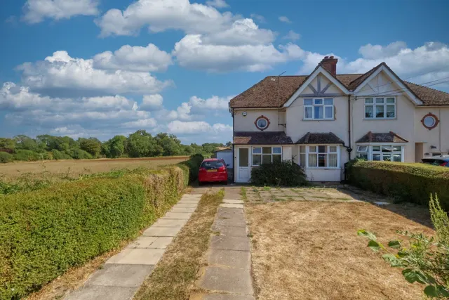 Chinnor Road, Princes Risborough, HP27, photo 1