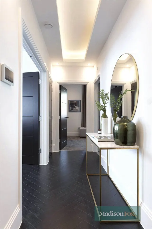 Manor Road, Chigwell, IG7, photo 3